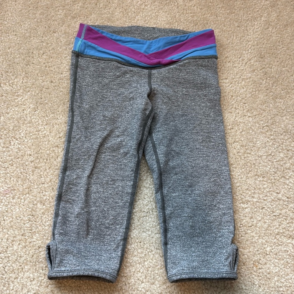 Ivivva cropped leggings